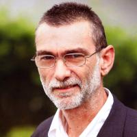 Présentation de la structure et des compétences Photo du concepteur et animateur du site